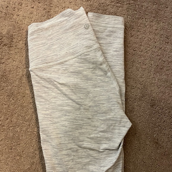 PERFECT condition Align leggings - Picture 1 of 4